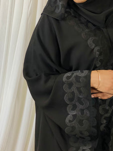 The Cyra Abaya