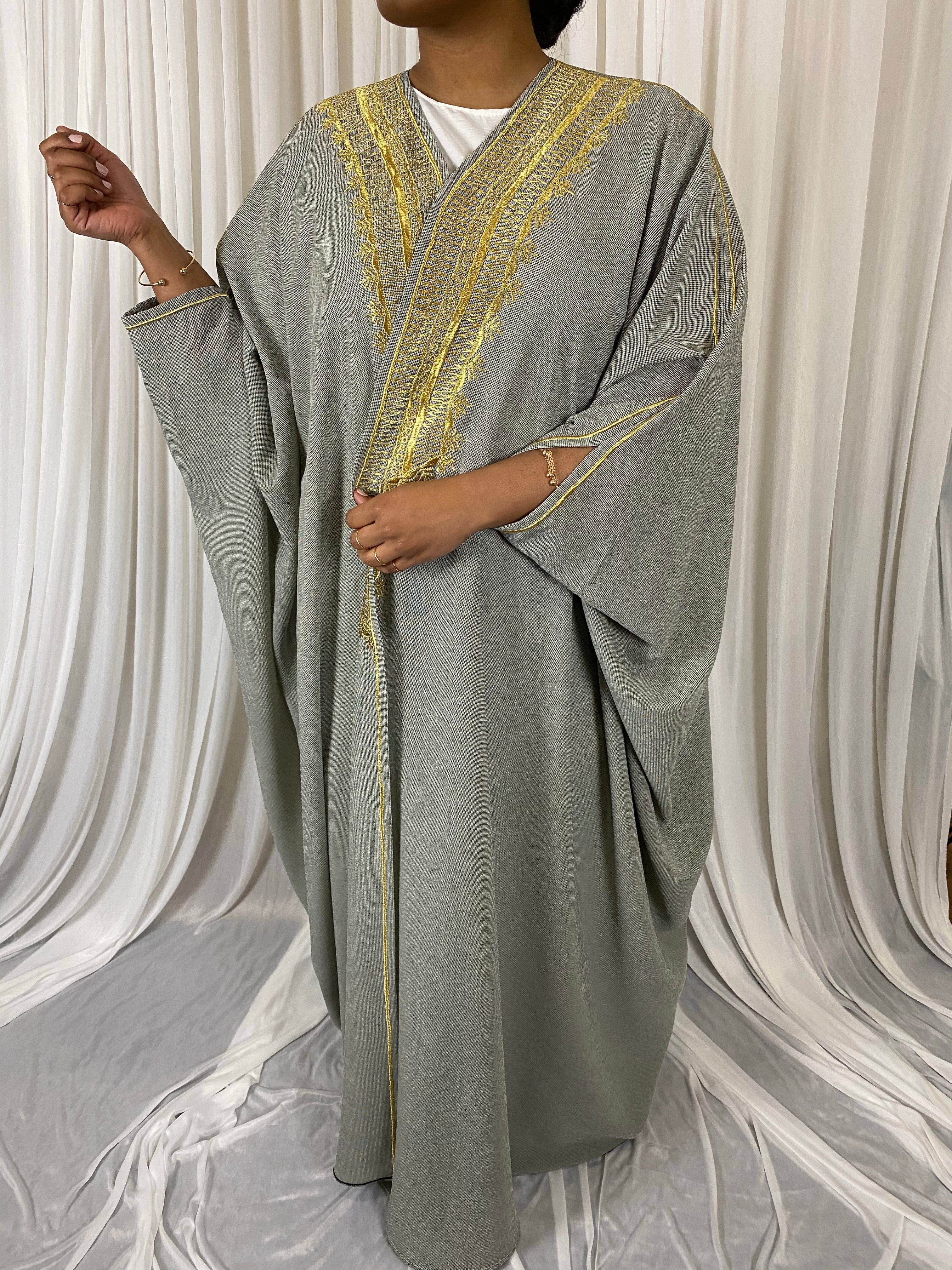 GREY BISHT