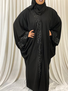 The Cyra Abaya